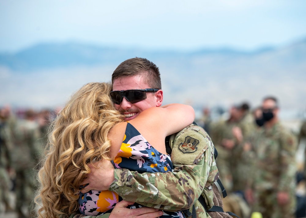 Second Wave of 124th Airmen Return Home From Deployment
