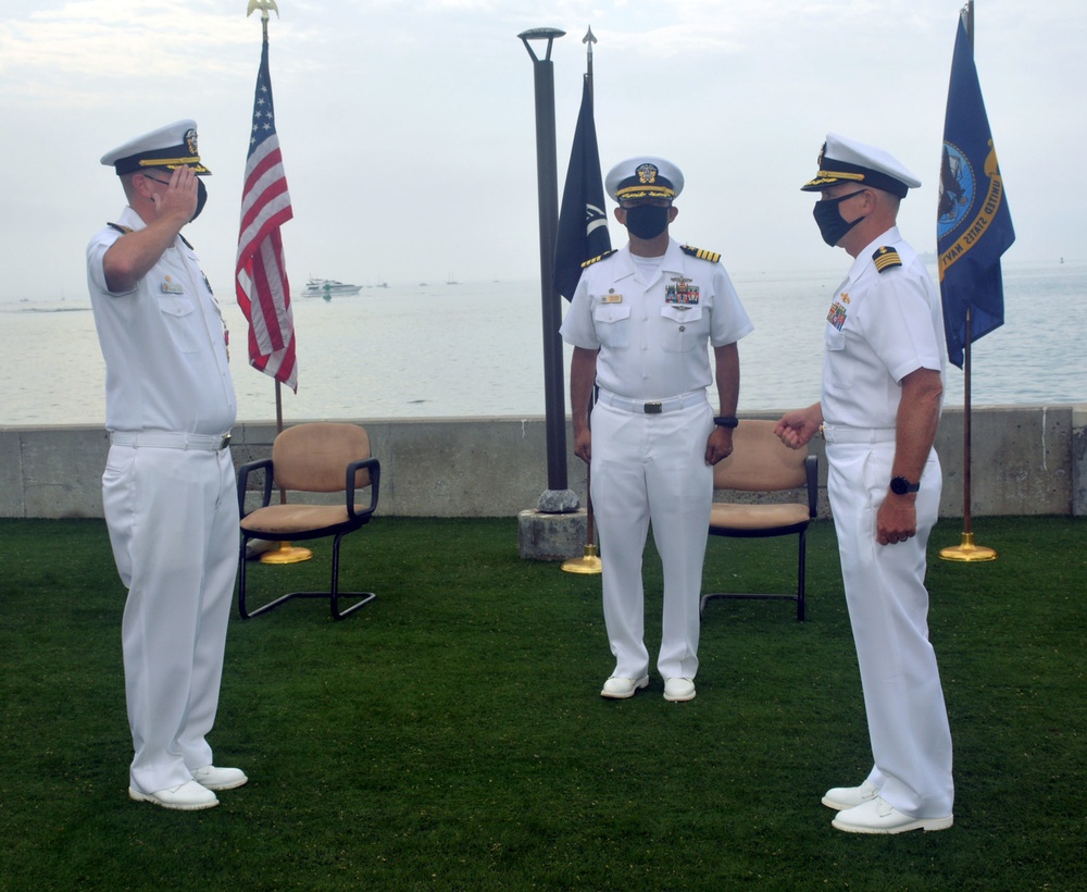 USNS Mercy Medical Treatment Facility Welcomes New Commanding Officer