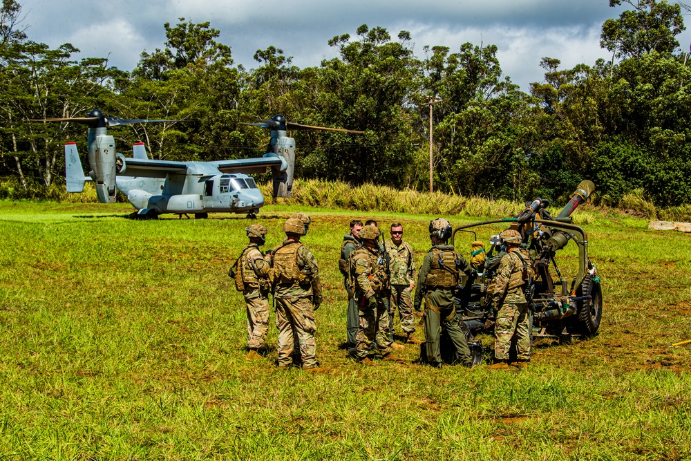 VMM-363 conducts external lifts