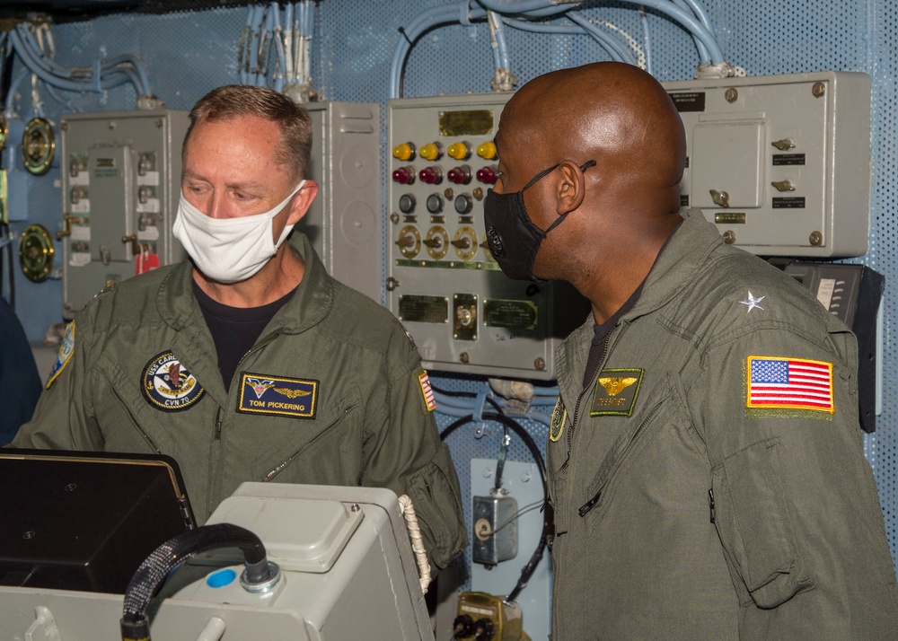 USS Carl Vinson (CVN 70) Hosts Commander, Navy Region Northwest