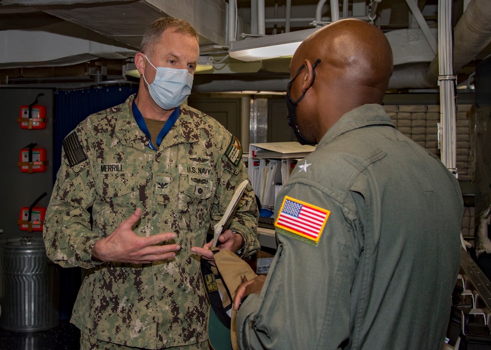 USS Carl Vinson (CVN 70) Hosts Commander, Navy Region Northwest