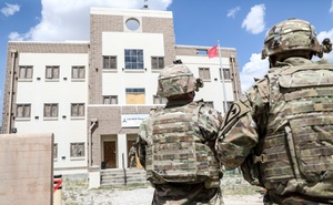 3rd Marine Division Change of Command: Passing the Caltrap (radio)