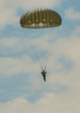 404th Paratroopers Conduct Airborne Operation
