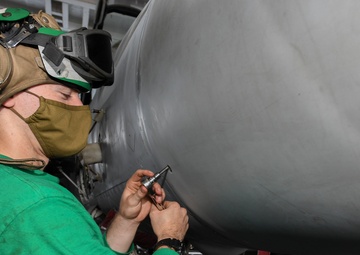 Sailor Tightens Bolt On Radome