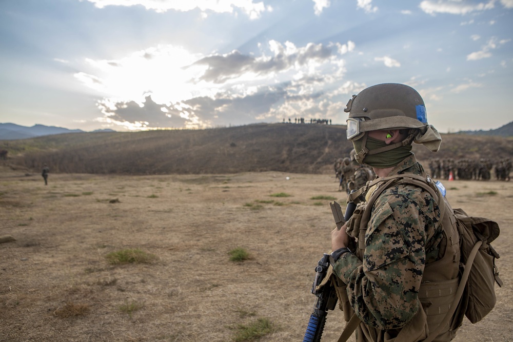 Prepare to rush: MCT Marines conduct live-fire training