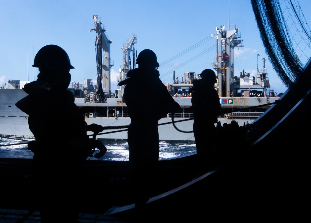 USS Ronald Reagan (CVN 76) Replenishment-at-Sea