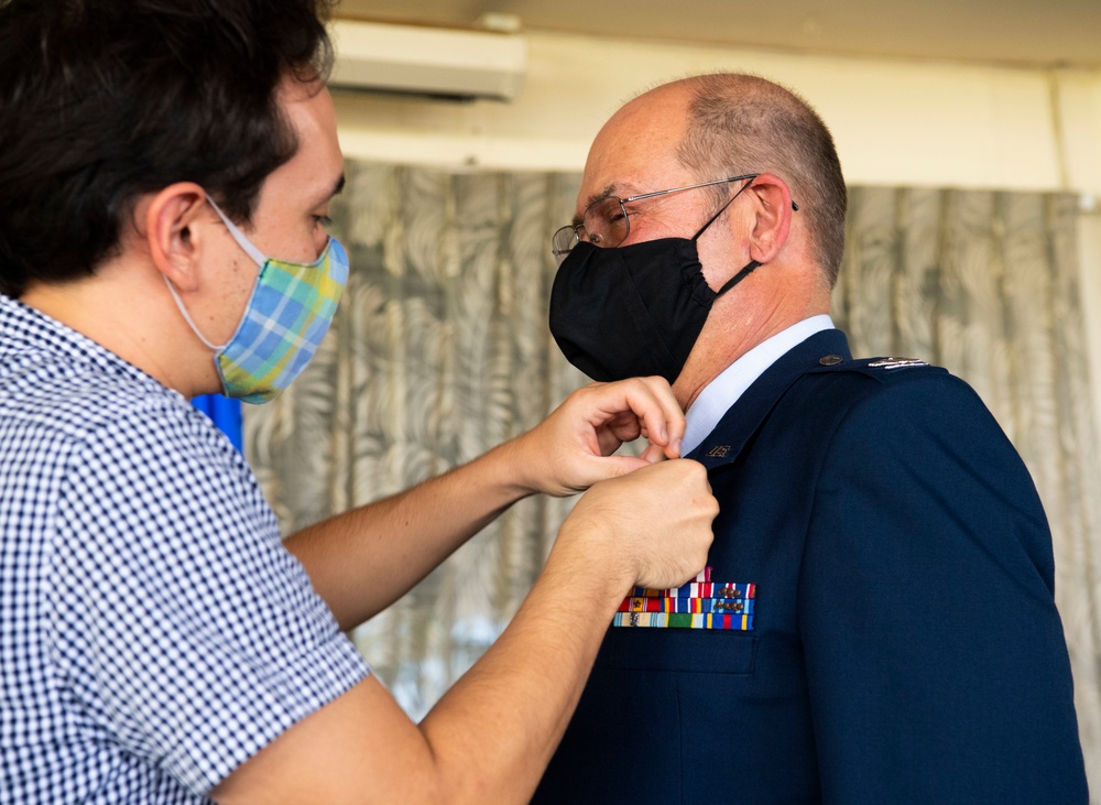 Medical Reservists in Pacific bid farewell to commander