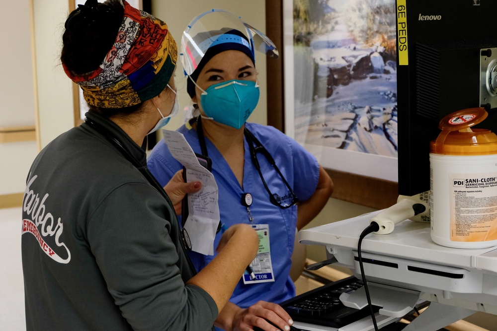 US Air Force medical professionals provide care at Harbor-University of California Los Angeles Medical Center