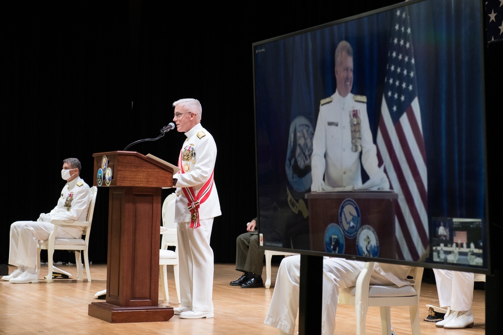 U.S. Fifth Fleet Welcomes New Commander