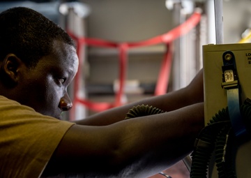 Maintainers ensure refuelers’ success