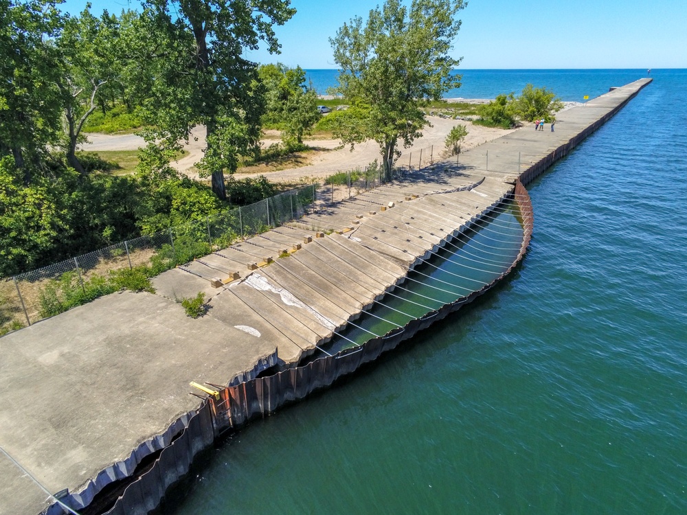 Little Sodus Harbor west pier stabilization project