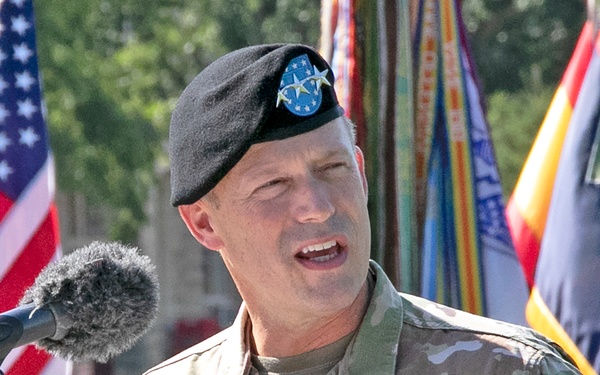 Big Red One &amp; Fort Riley welcomes new commanding general