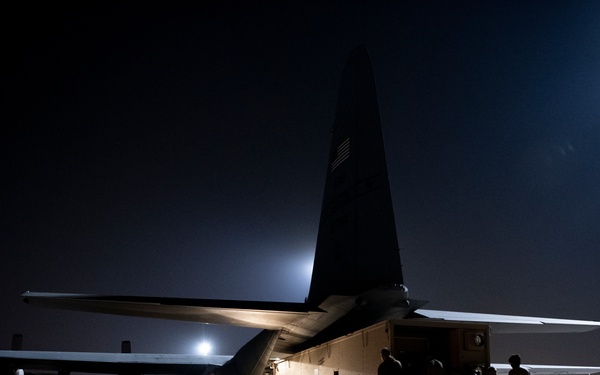 379th EAES train on NPC-L