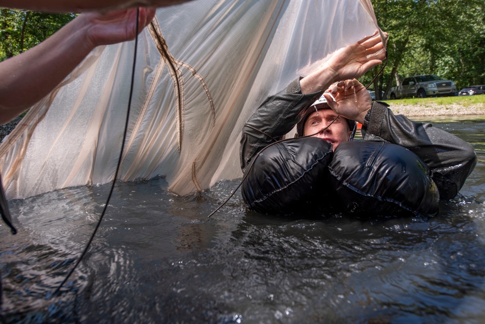 180FW Conducts Water Survival Training