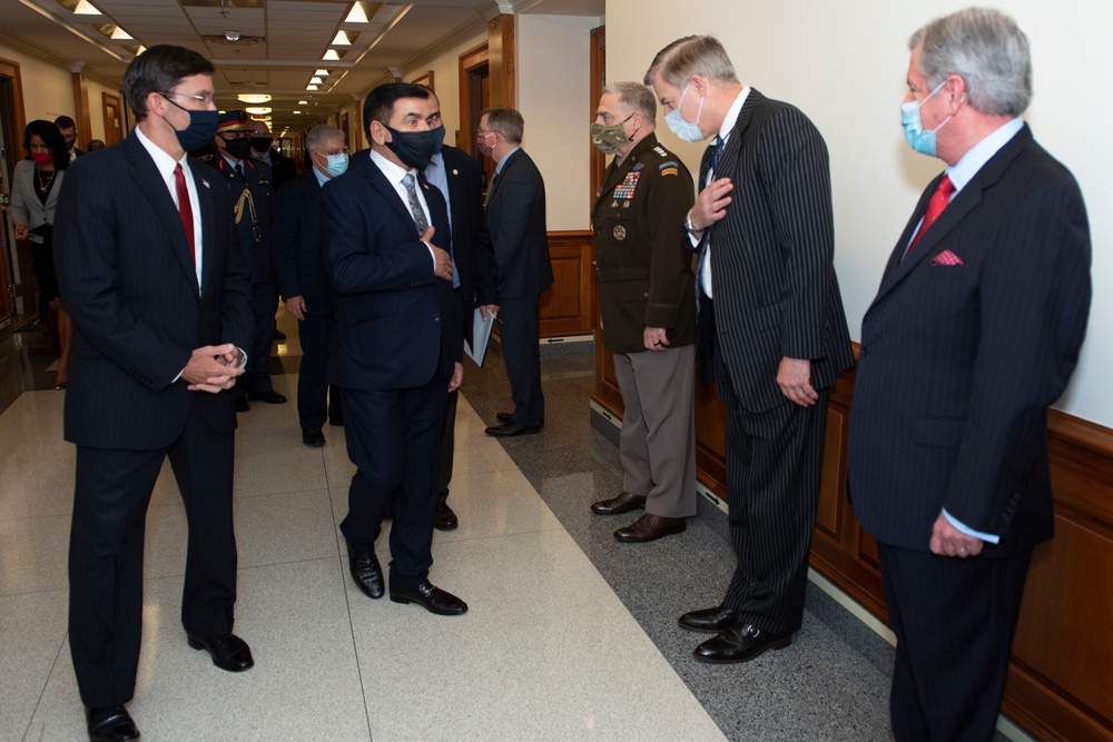 SecDef bilateral meeting with Iraq Minister of Defense Juma’a al-Jaburi