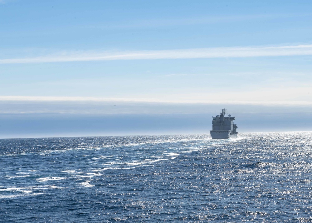 USS Thomas Hudner (DDG 116) Conducts Replenishment-at-Sea with Royal Canadian Navy