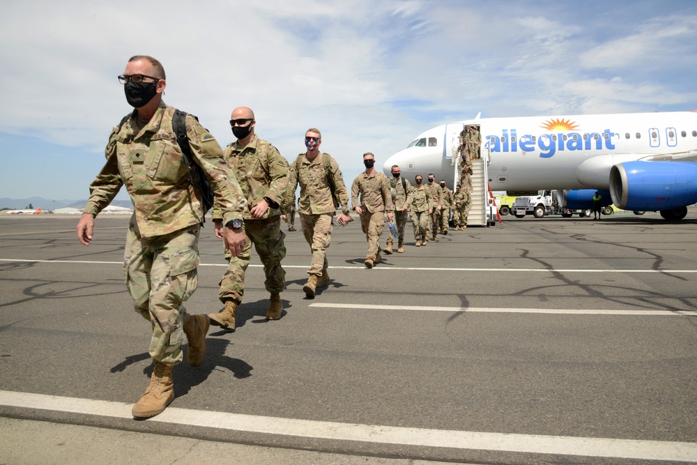 Oregon Soldiers return home to Southern Oregon