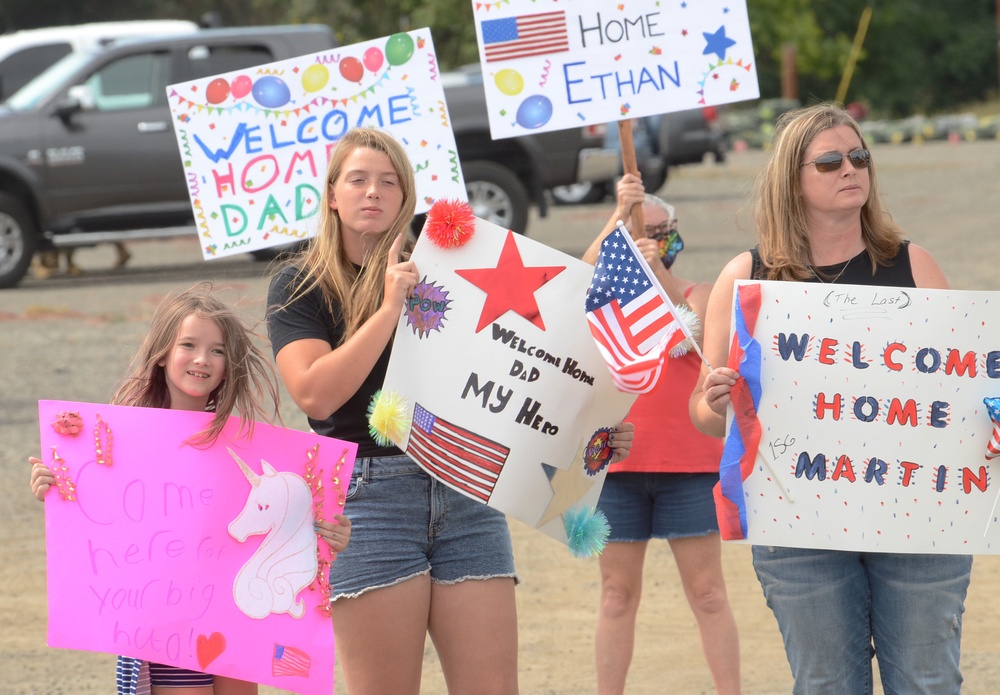 Oregon Soldiers return home to Southern Oregon