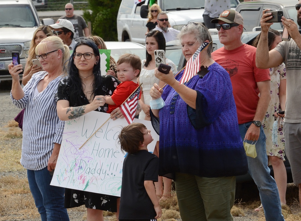 Oregon Soldiers return home to Southern Oregon