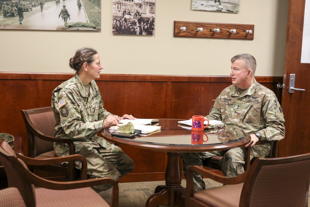 LTG Daniels Meets With MG Guthrie