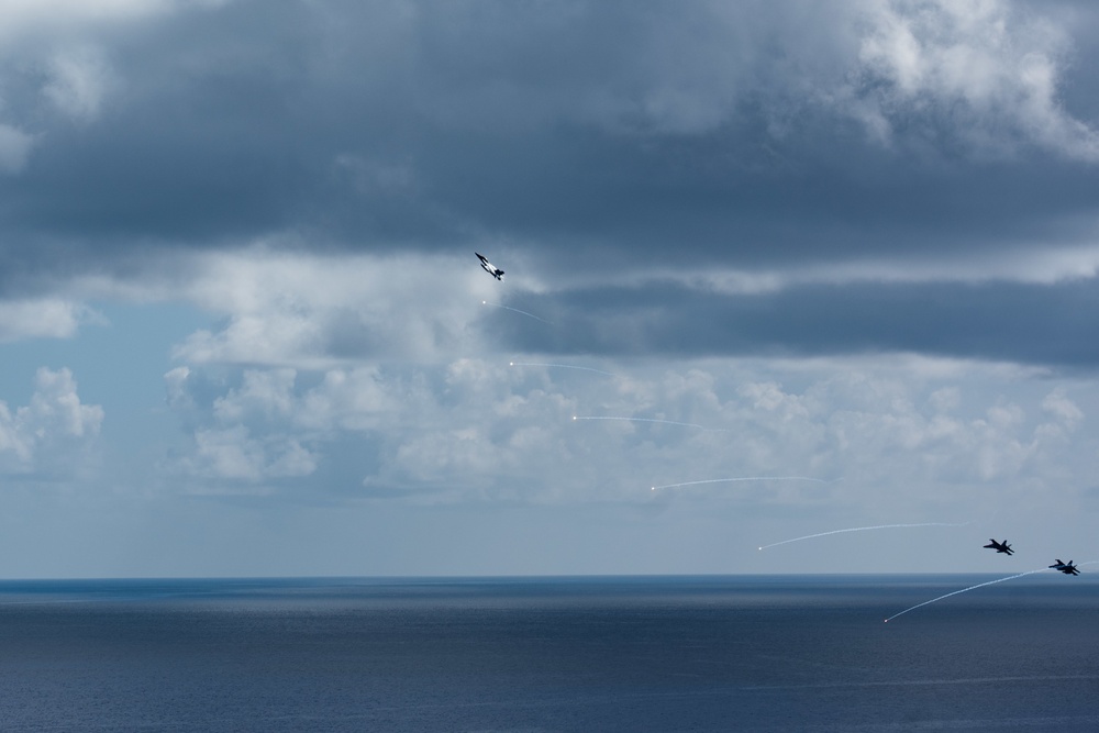 USS Ronald Reagan (CVN 76) Flight Operations
