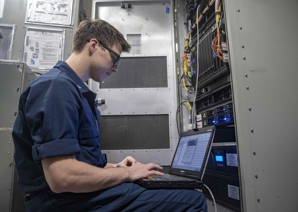 Information Systems Technicians Conduct Maintenance
