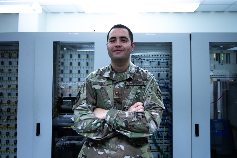 721 MSS communications: Maintaining rapid global mobility