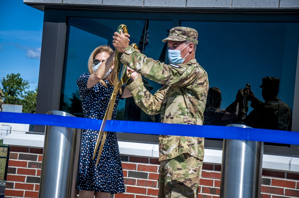 Bradley Air National Guard Base opens new gate with ribbon cutting ceremony