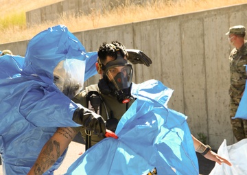 MONTANA NATIONAL GUARD SOLDIERS TRAIN TO RESPOND TO CHEMICAL HAZARDS IN THE FIELD
