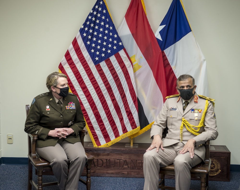 MG Tracy R. Norris and MG Abdelraouf A. Moussa Mohamed