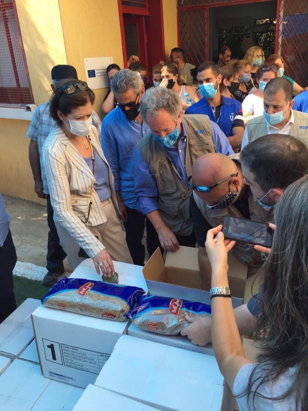 AAID John Barsa visits various areas in Beirut with WFP Director and U.S. Ambassador