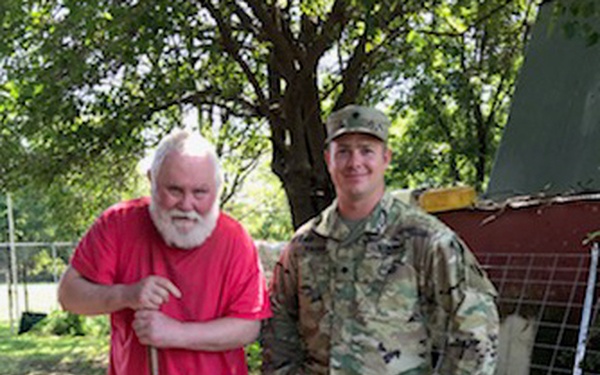 Oklahoma Army National Guard Soldier rescues man after vehicle roll over