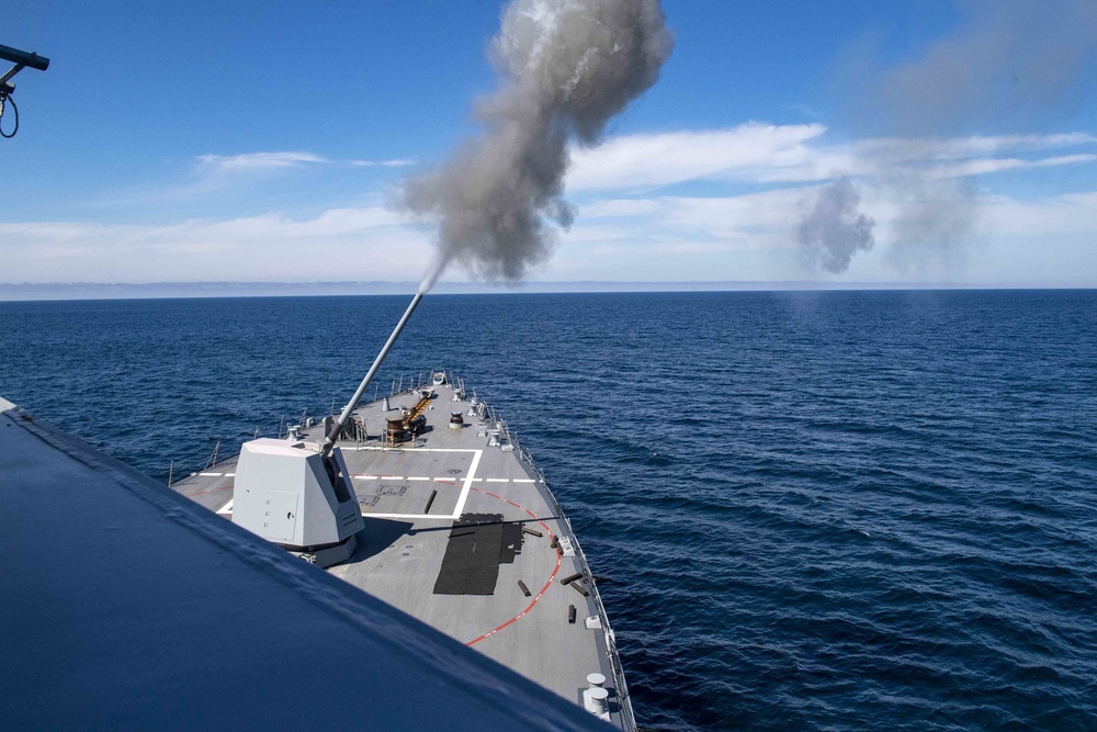 USS Thomas Hudner (DDG 116) and Royal Canadian Navy Conclude Operation Nanook with Live-Fire Exercise