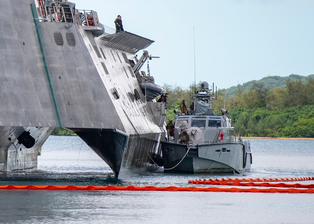 CRS 3 Refueling Alongside LCS 10
