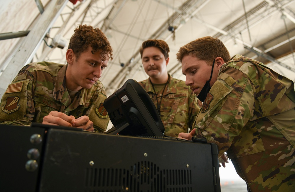 393rd Expeditionary Bomb Squadron paves way for AF Global Strike Command mobile ops