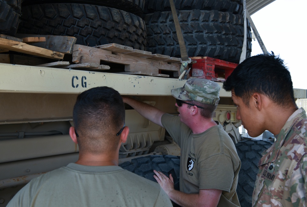 380 ELRS Airmen train with the Army
