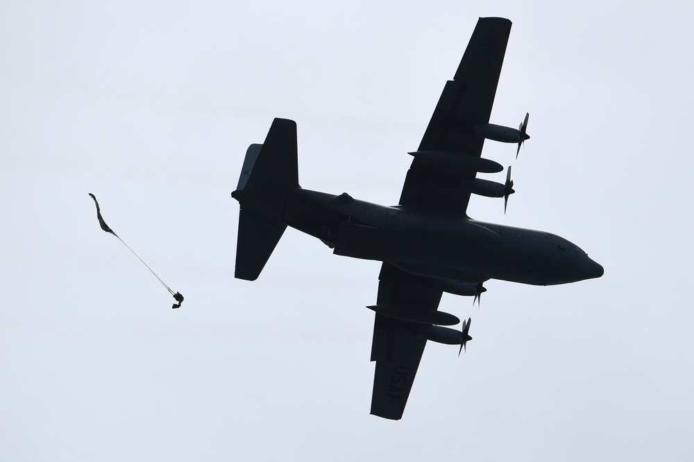 Special Tactics operators conduct static-line jump training