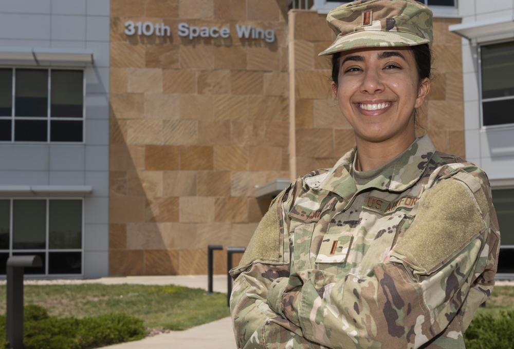 Second-generation Sikh officer joins Air Force Reserve