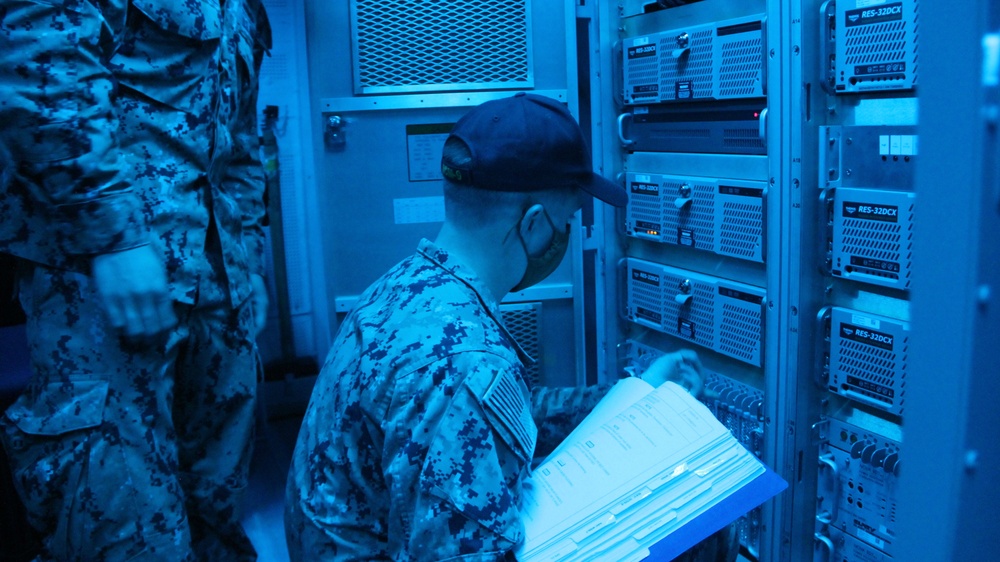 CSCS’ Mine Warfare Mobile Training Team Ensures Fleet Readiness