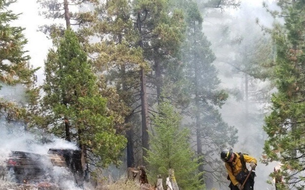 U.S. Army firefighters assist local departments during 2020 California wildfire season