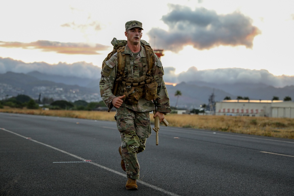 SARPAC BWC 2020: Hawaii, 25th ID NCO Competes in 12 Mile Ruck