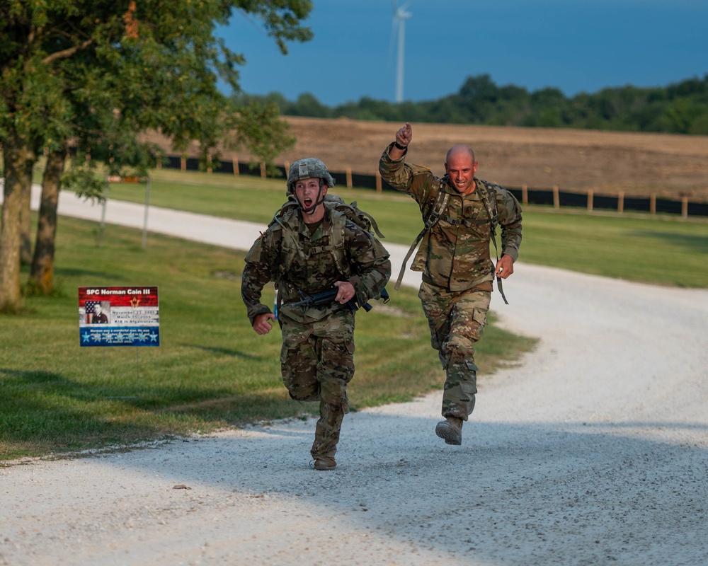 Competitors take part in the Region IV Best Warrior Competition