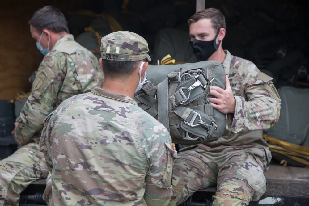 WARRIOR TRAINING CENTER AIRBORNE JUMP