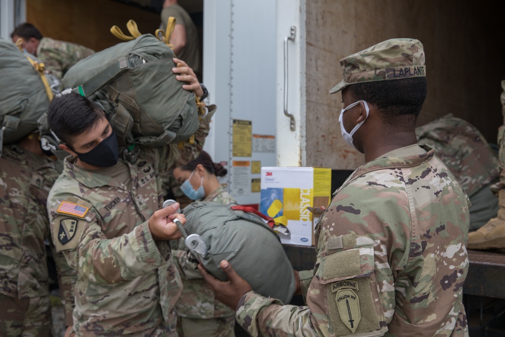 WARRIOR TRAINING CENTER AIRBORNE JUMP