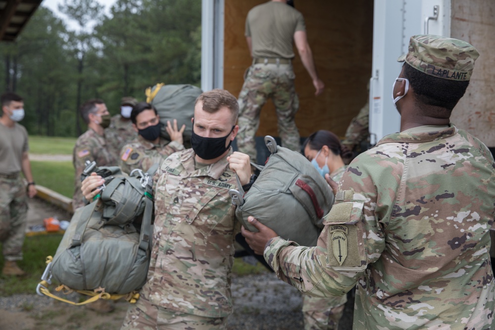 WARRIOR TRAINING CENTER AIRBORNE JUMP