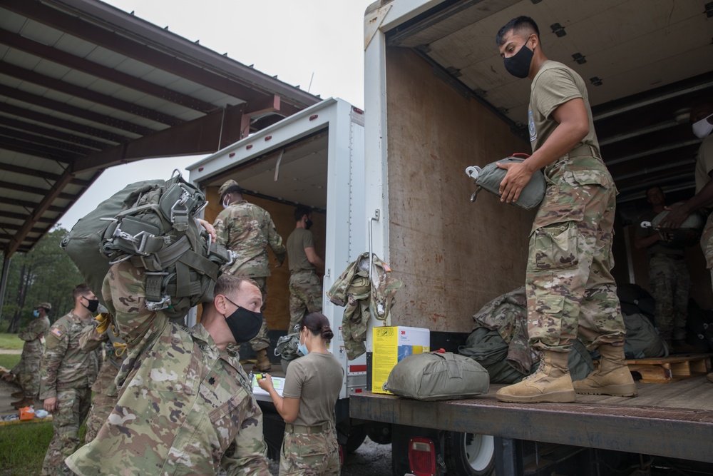 WARRIOR TRAINING CENTER AIRBORNE JUMP