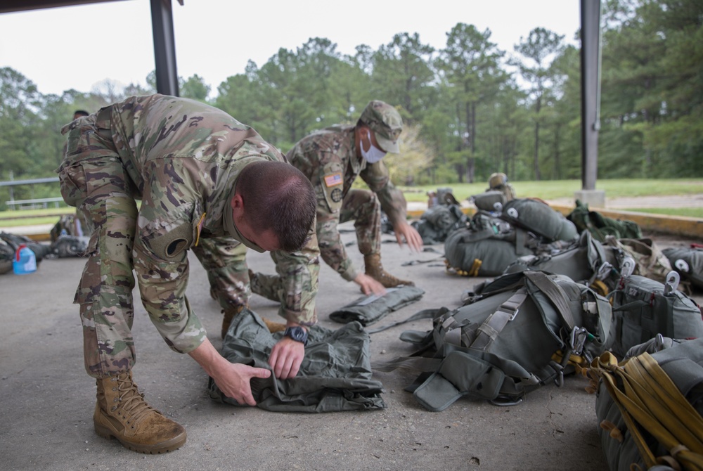 WARRIOR TRAINING CENTER AIRBORNE JUMP