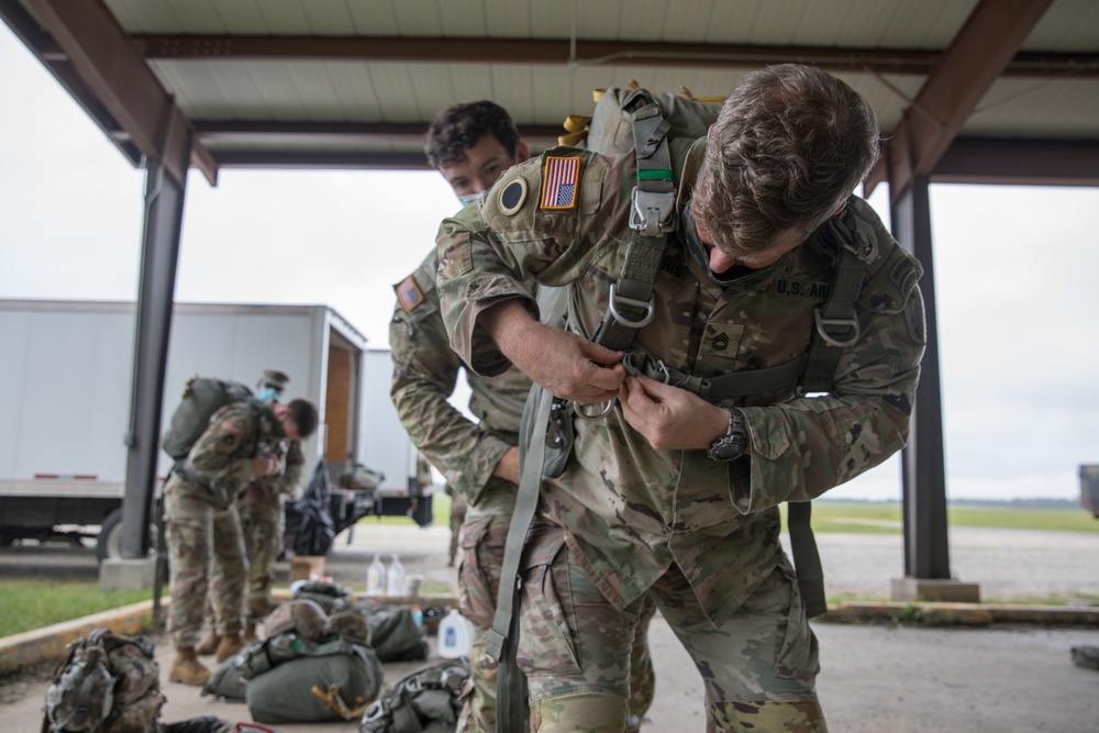 WARRIOR TRAINING CENTER AIRBORNE JUMP