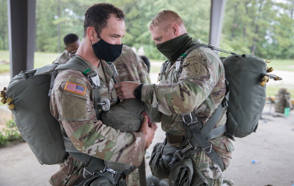 WARRIOR TRAINING CENTER AIRBORNE JUMP