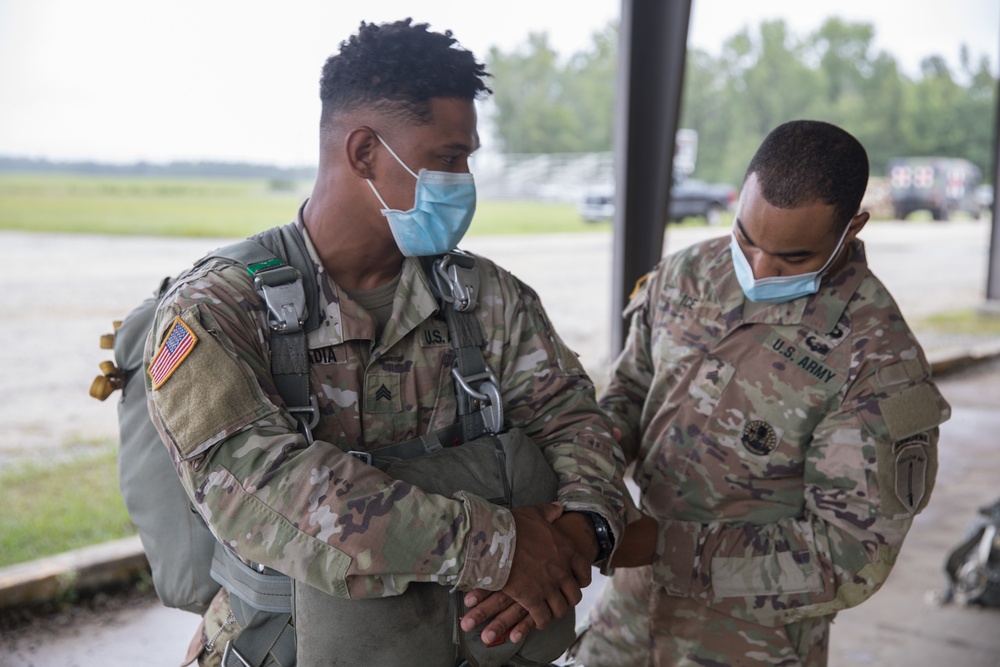 WARRIOR TRAINING CENTER AIRBORNE JUMP